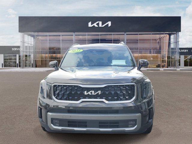 Certified 2023 Kia Telluride SX X-Pro AWD/4WD image 2