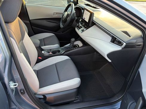 Certified 2025 Toyota Corolla LE w/ Convenience Package FWD image 13