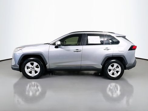 Used 2019 Toyota RAV4 XLE image 9