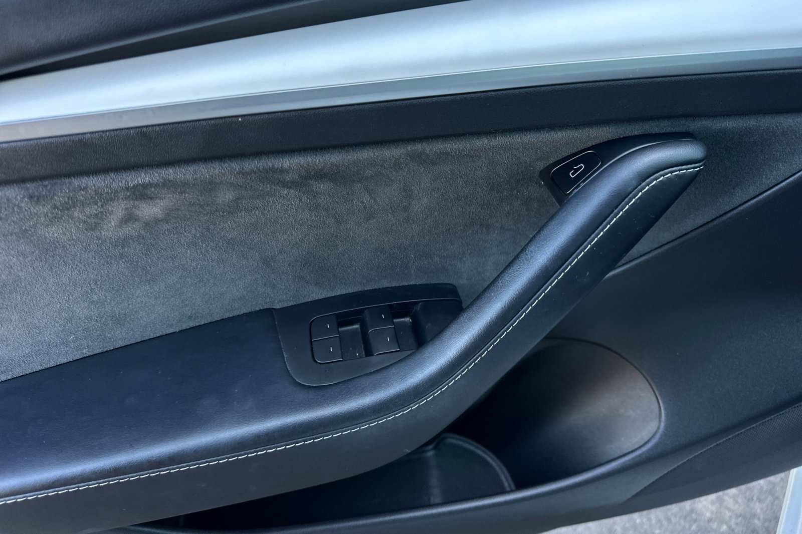 Used 2021 Tesla Model 3 Standard Range Plus RWD image 11