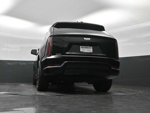 Used 2025 Cadillac Escalade IQ Sport 1 AWD/4WD image 24