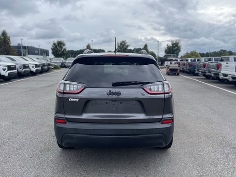 Used 2020 Jeep Cherokee Latitude Plus image 6