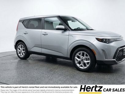 Used 2025 Kia Soul LX w/ LX Technology Package