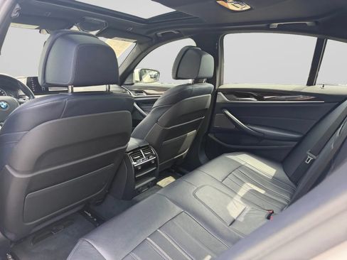 Used 2018 BMW 530e xDrive AWD/4WD image 29