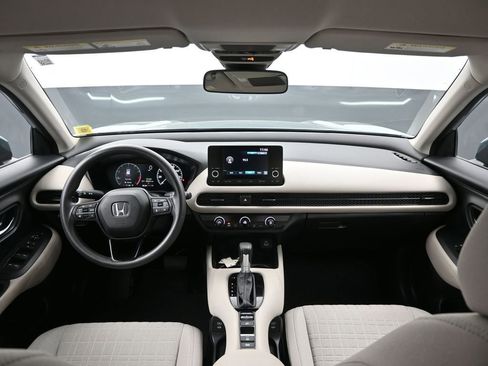 Used 2024 Honda HR-V LX image 17