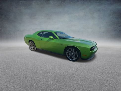 Used 2011 Dodge Challenger R/T image 29