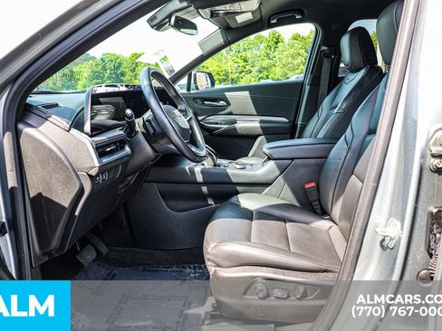 Used 2025 Cadillac XT4 Premium Luxury FWD image 17