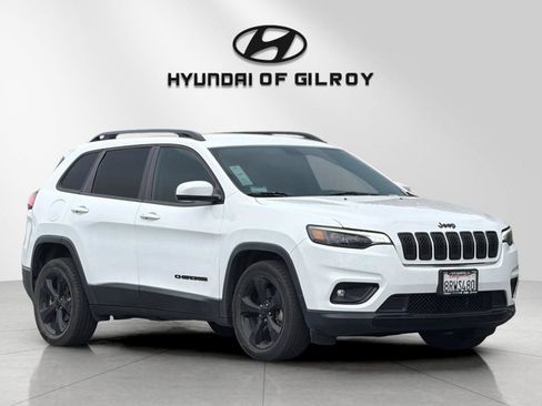 Used 2019 Jeep Cherokee Latitude Plus FWD image 7