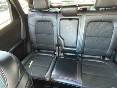 Used 2025 Ford Escape ST-Line Select AWD/4WD image 19