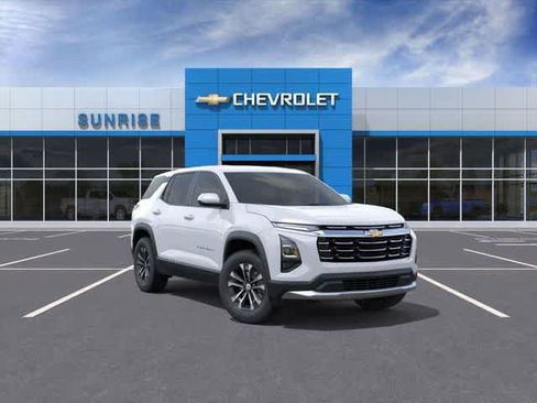 New 2026 Chevrolet Equinox LT w/ Convenience Package II image 2