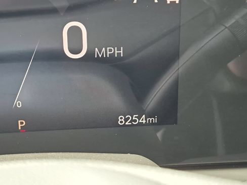 Certified 2026 Buick Envista Preferred w/ Advanced Safety Package FWD image 11