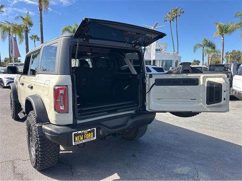 Used 2022 Ford Bronco Everglades image 19