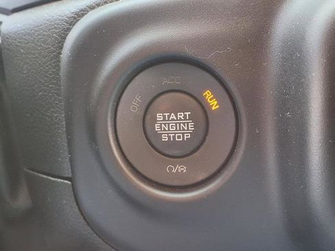 Used 2023 Jeep Wrangler Unlimited Sport AWD/4WD image 9