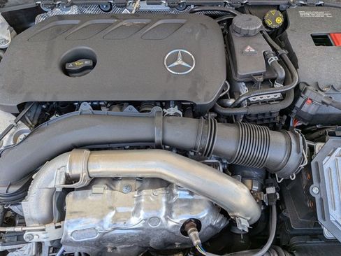 Certified 2025 Mercedes-Benz GLB 250 image 22