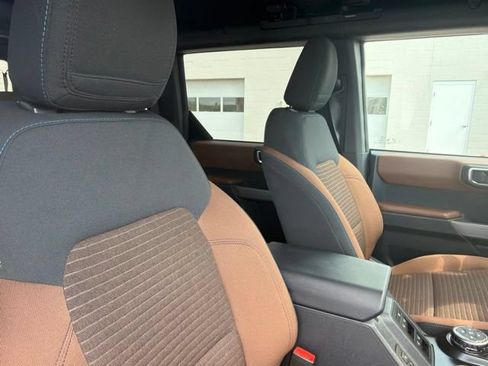 Used 2022 Ford Bronco Outer Banks AWD/4WD image 23