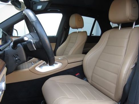 Used 2024 Mercedes-Benz GLE 450 4MATIC image 10