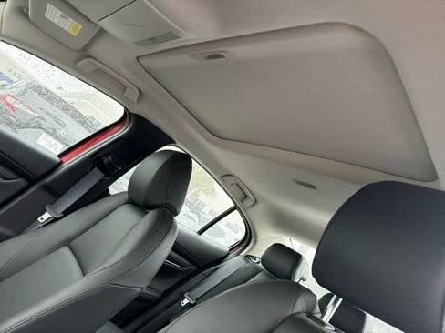 Used 2023 MAZDA MAZDA3 s FWD image 29