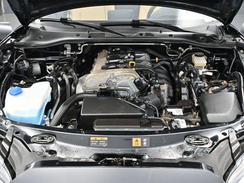 Used 2017 MAZDA MX-5 Miata RF Grand Touring image 29