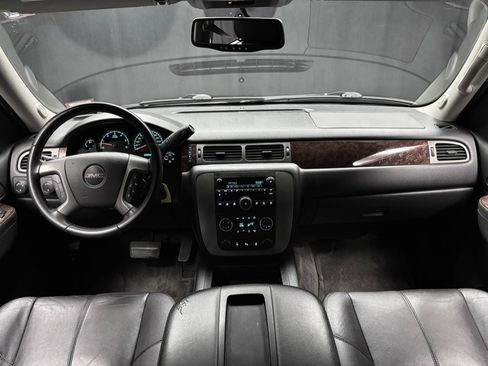 Used 2013 GMC Yukon XL SLT image 36