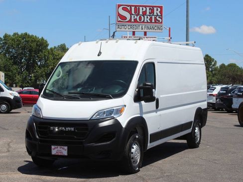 Used 2023 RAM ProMaster 2500 FWD image 7