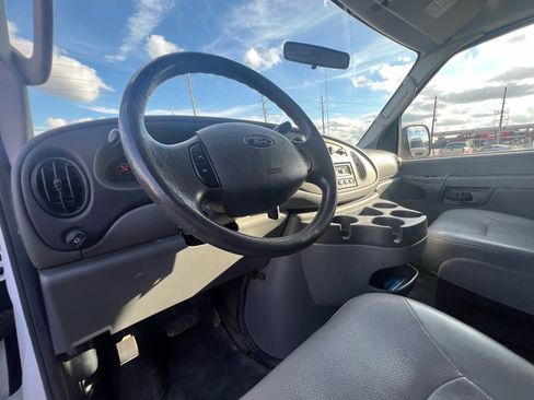 Used 2007 Ford E-150 and Econoline 150 image 53