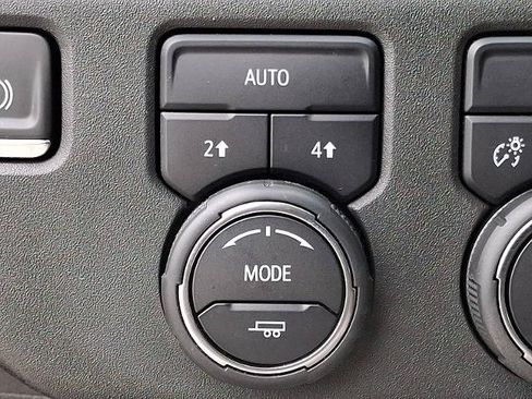 Certified 2024 Chevrolet Silverado 1500 LT AWD/4WD image 23