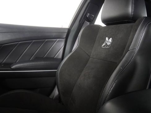 Used 2022 Dodge Charger Scat Pack w/ Dynamics Package image 19