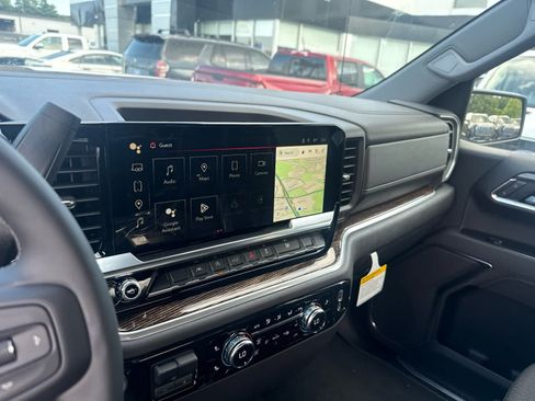 New 2026 GMC Sierra 1500 SLE AWD/4WD image 16