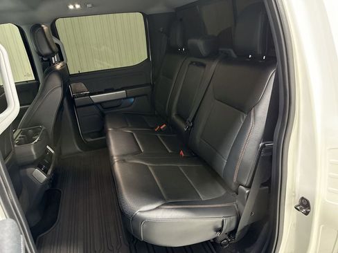 Used 2022 Ford F150 Lariat w/ Trailer Tow Package image 26