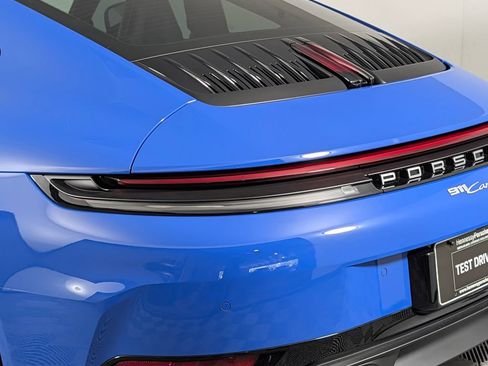Certified 2025 Porsche 911 Carrera RWD image 16