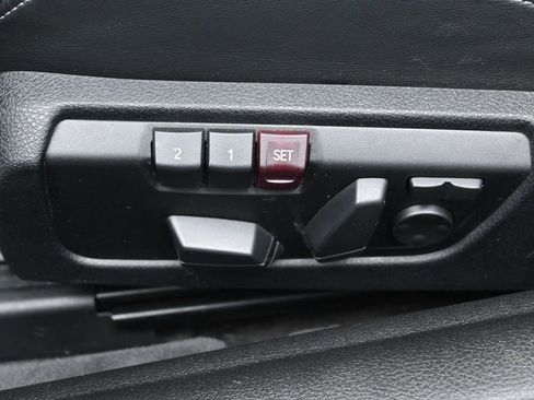 Used 2015 BMW M4 Convertible image 10