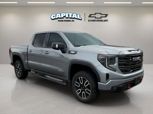 Used 2023 GMC Sierra 1500 AT4 w/ AT4 Premium Package image 7