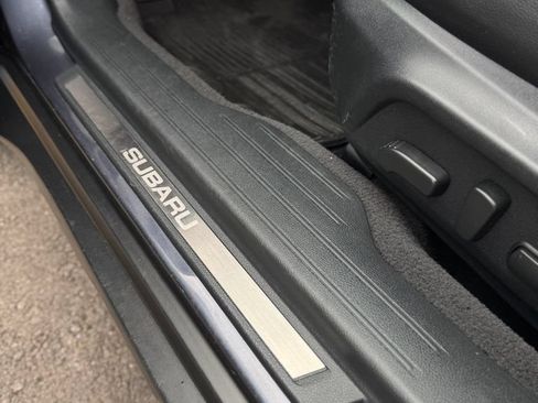 Used 2017 Subaru Outback 2.5i Limited AWD/4WD image 14