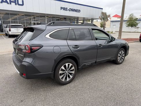 Used 2024 Subaru Outback Limited w/ Popular Package #2 AWD/4WD image 3