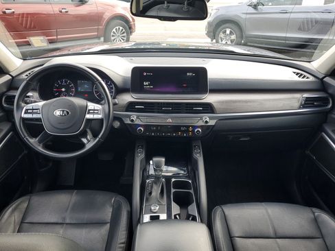 Certified 2021 Kia Telluride EX w/ EX Premium Package image 18