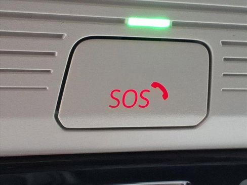 New 2026 Volkswagen Tiguan SE R-Line image 23