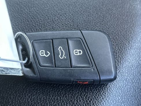 Used 2022 Volkswagen Jetta SE FWD image 28