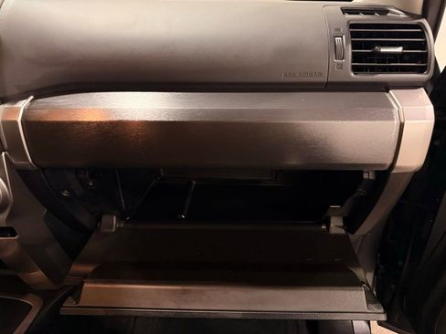 Used 2020 Toyota 4Runner SR5 Premium image 32