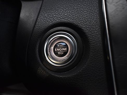 Used 2021 Mercedes-Benz C 300 4MATIC Sedan image 28