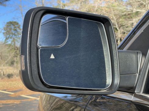 Certified 2024 RAM 1500 Limited image 37