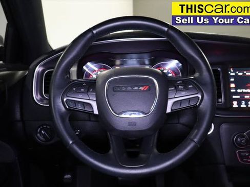 Used 2016 Dodge Charger SE RWD image 17
