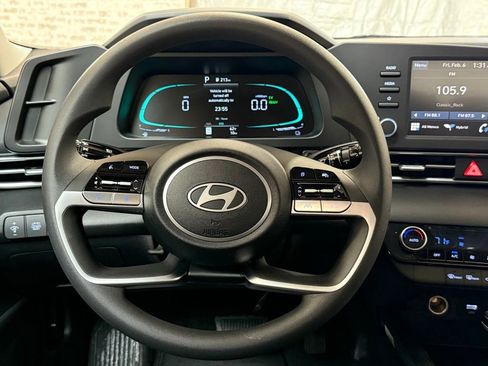 New 2026 Hyundai Elantra Blue image 17