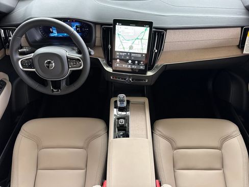 New 2026 Volvo XC90 T8 Plus AWD/4WD image 12