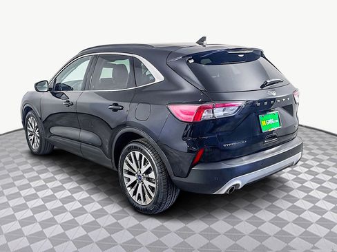 Used 2021 Ford Escape Titanium image 7