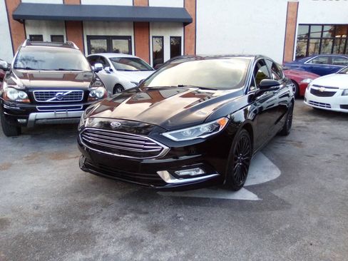 Used 2017 Ford Fusion Titanium FWD image 1