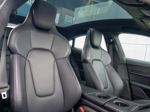 Certified 2025 Porsche Taycan Turbo AWD/4WD image 25