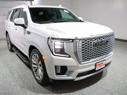 Used 2023 GMC Yukon Denali image 5