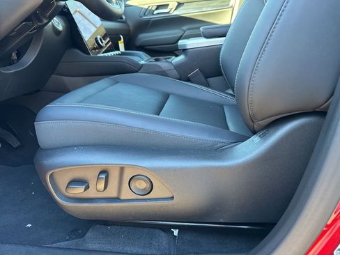 New 2026 GMC Terrain Elevation w/ Elevation Premium Package FWD image 20