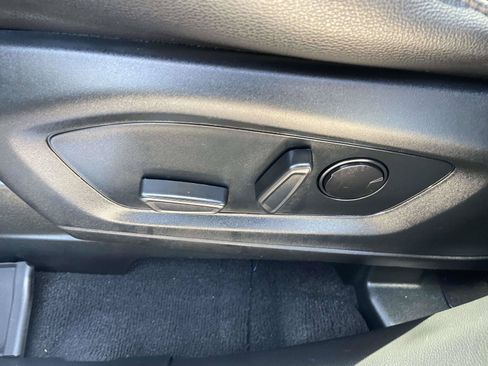 Used 2023 Ford Explorer Limited w/ Limited Technology Package RWD image 13