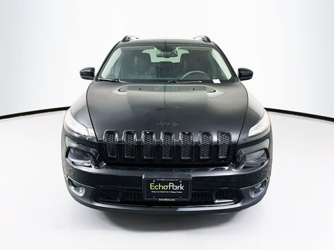 Used 2015 Jeep Cherokee Latitude w/ Comfort/Convenience Group FWD image 2